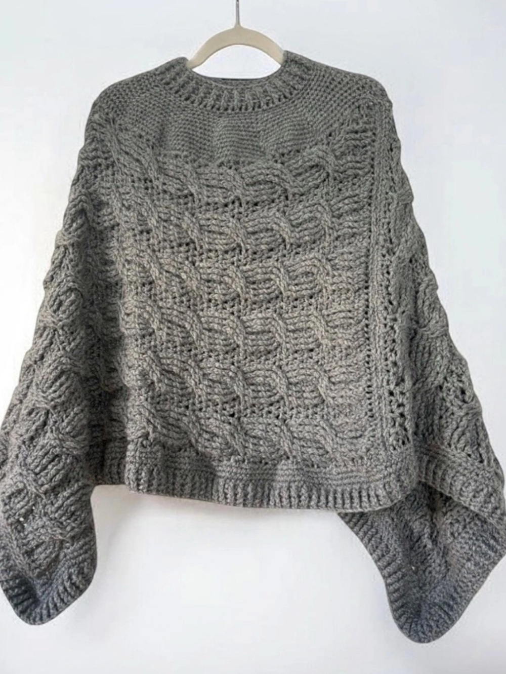 Handmade, beautiful cable knit poncho, Heather Gray size large cotton blend.